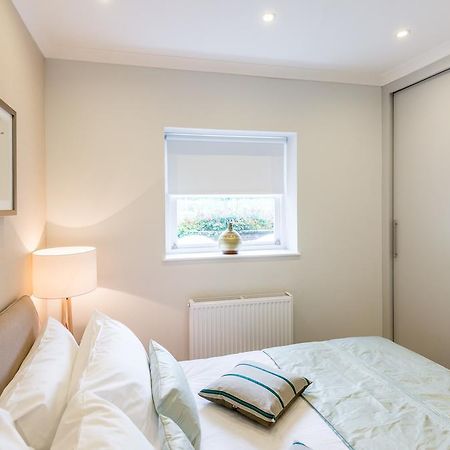 High Street Kensington Apartment 런던 객실 사진